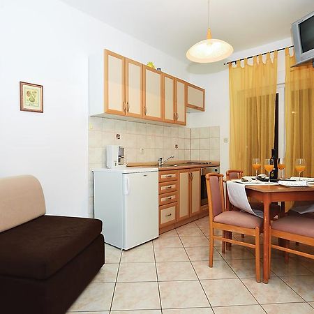 Apartments Lucija Sukošan Exterior foto