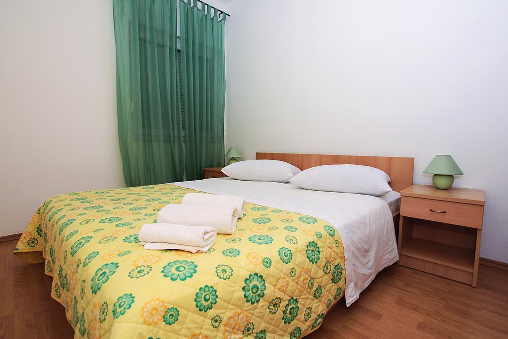 Apartments Lucija Sukošan Exterior foto